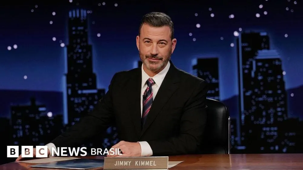 Após suspensão, Jimmy Kimmel elogia viúva de Charlie e cita Jesus