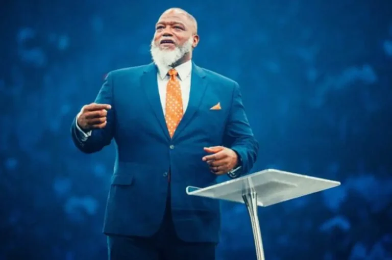 Morre o pastor e teólogo Voddie Baucham Jr., aos 56 anos