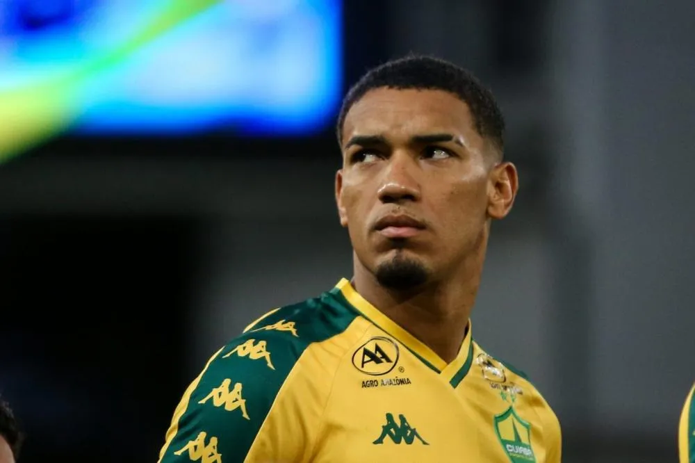 “Era um jogo de vida ou morte”, diz Denilson após Cuiabá superar líder e vencer em casa