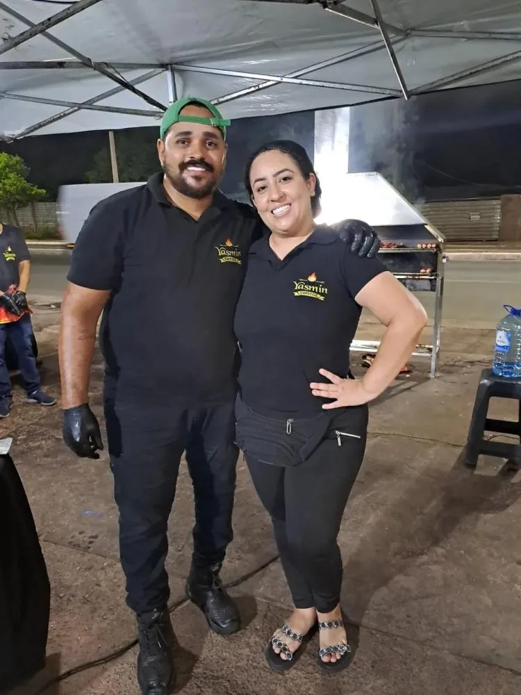Yasmin Espetos: A Brasa do Sucesso da Família Ferreira em Cuiabá