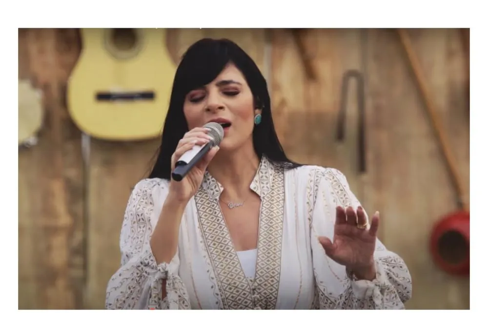Fernanda Brum escolhe Cuiabá para celebrar a virada de 2026 com fé, música e emoção