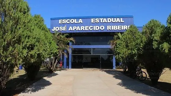 Justiça condena professor por importunação sexual em escola estadual Condenação se baseou no relato da vítima e em depoimentos de outras alunas