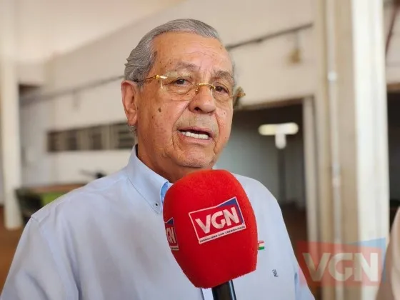 Jayme Campos reage à fala de Pivetta e cobra nomes sobre acusação de “30%” Senador afirma que nunca recebeu vantagens e desafia vice-governador a apontar envolvidos