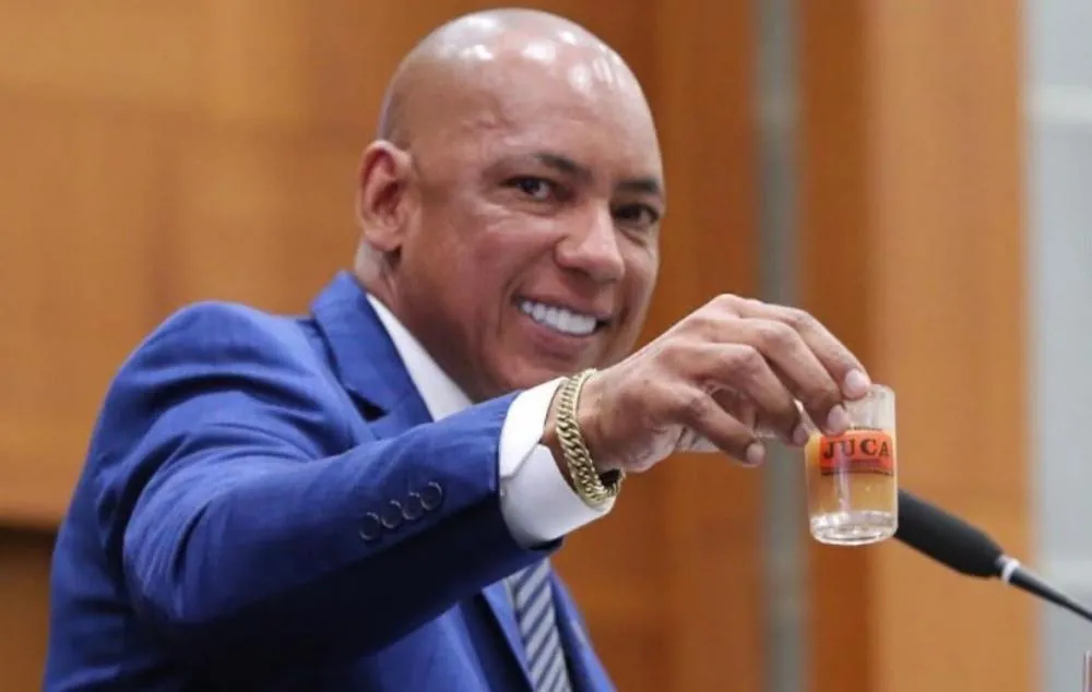 Juca do Guaraná aparece entre os dez mais lembrados e lidera entre os nomes do partido em pesquisa