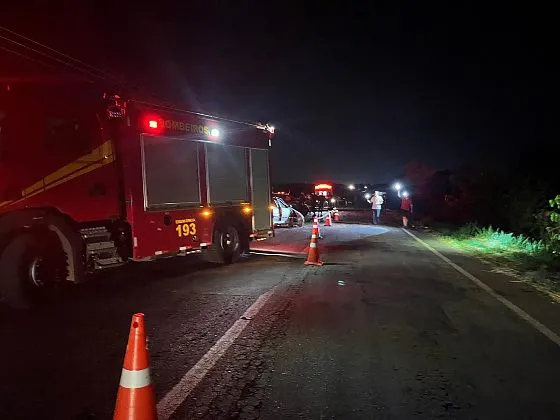 Homem morre e cinco ficam feridos em batida entre Gol e S10 em MT