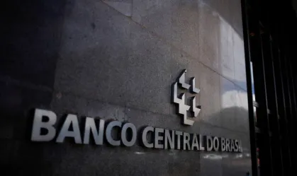 Saldo das operações de crédito avança 0,5% em agosto e soma R$ 7,4 trilhões