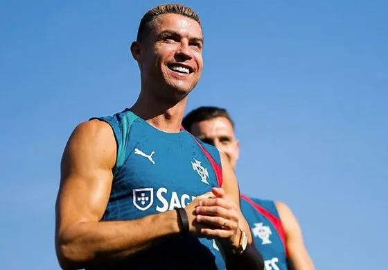 Cristiano Ronaldo é suspenso e multado em R$ 1,4 milhão
